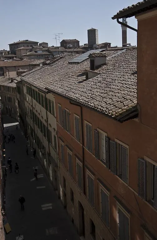 B&B Siena In Centro - Diffuso לינה וארוחת בוקר